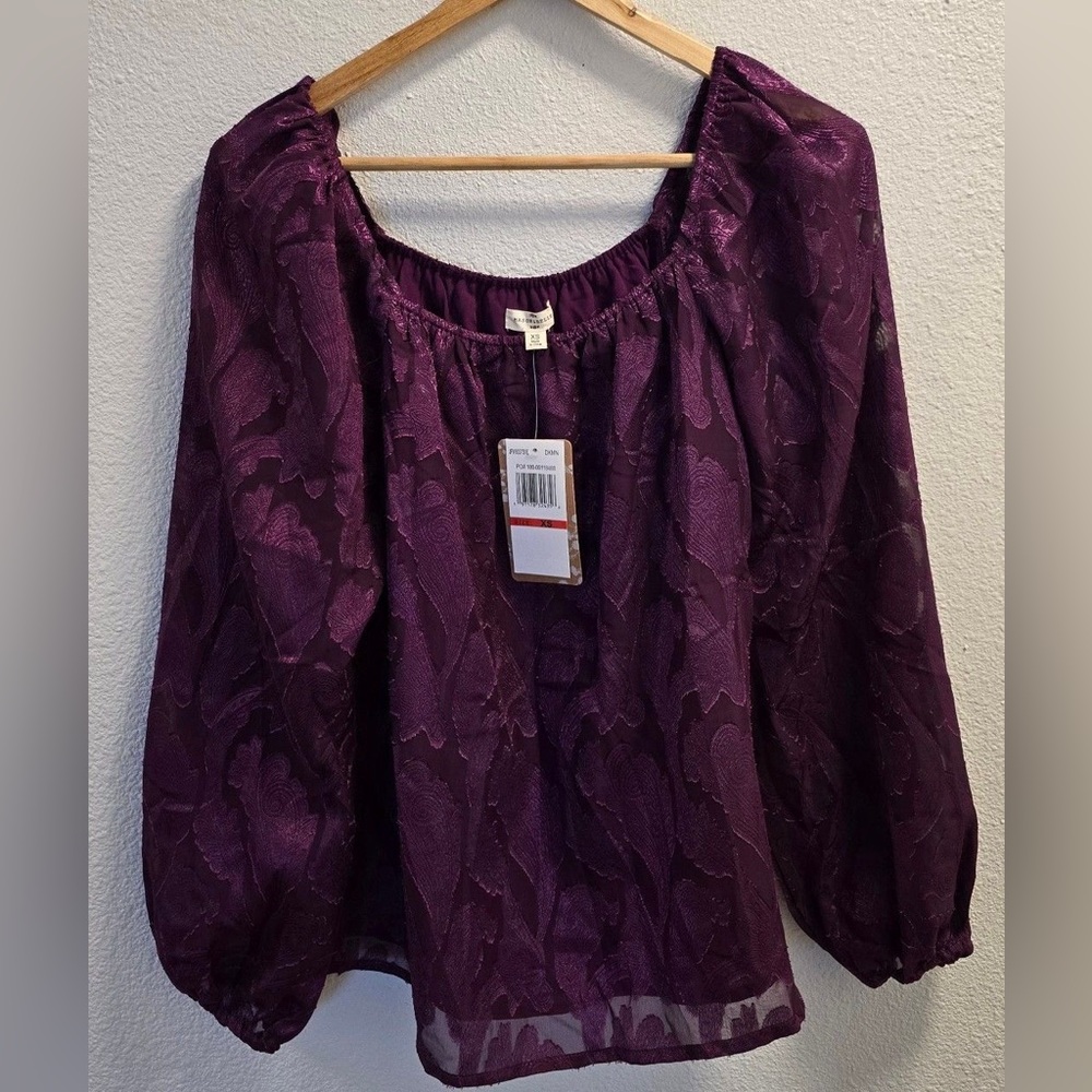 NWT  Mason & Belle women’s burgundy blouse.